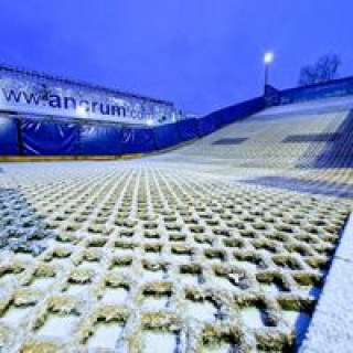 Dry Slope Skiing (Age 175-9 years plus) image