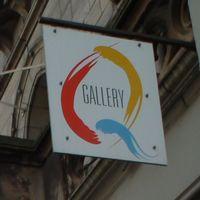 Gallery Q Image 