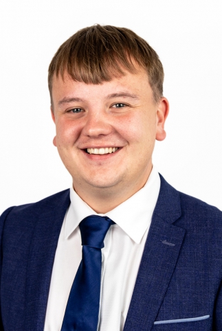 Cllr Lee Mills Cllr Lee Mills