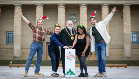 Lord Provost Bill Campbell City Square Tree Christmas Dundee Rep Cast Plinth Button Switch On