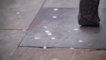 Additional funding to tackle chewing gum litter Image